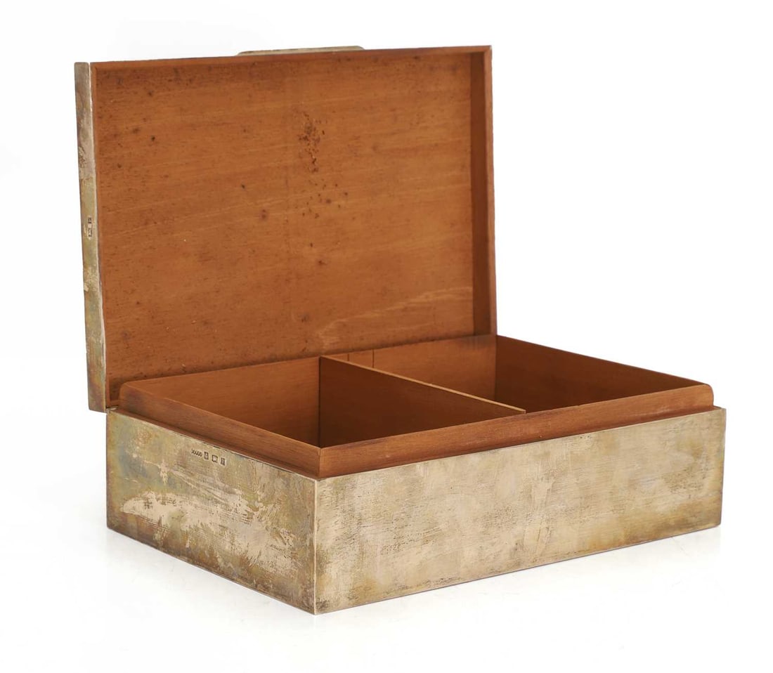 A large silver cigar case, - 2