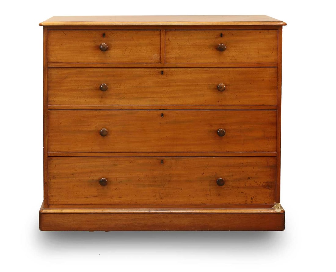 A mahogany chest of drawers by Gillows of Lancaster, late 19th century,: A mahogany chest of drawers by Gillows of Lancaster, late 19th century, with two short and three long drawers, stamped to the top drawers 'Gillows Lancaster and G Garden' 118.5cm wide, 56cm deep,