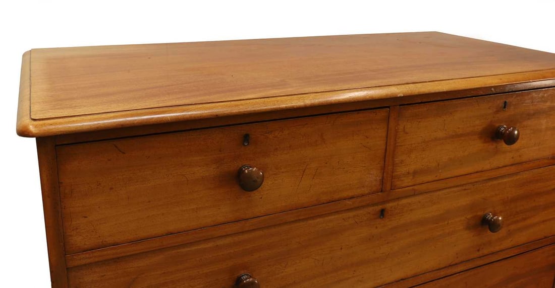 A mahogany chest of drawers by Gillows of Lancaster, late 19th century, - 2