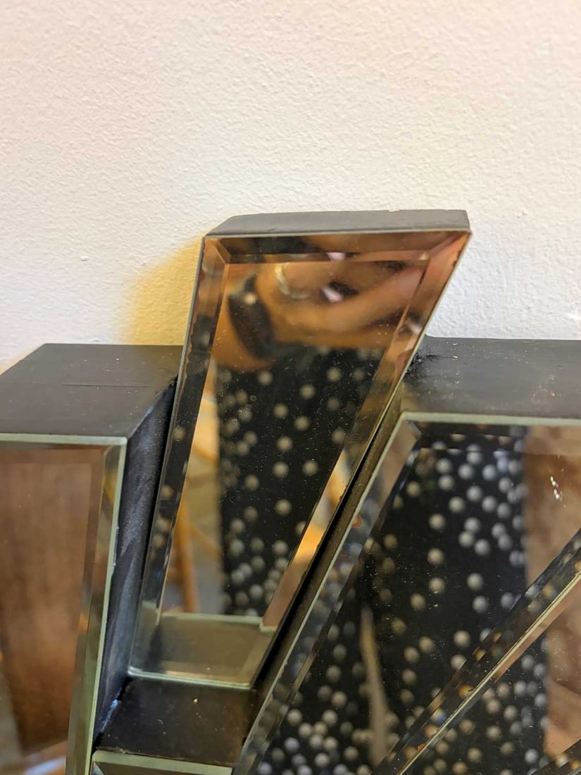 An Art Deco style starburst mirror, of recent manufacture, - 8