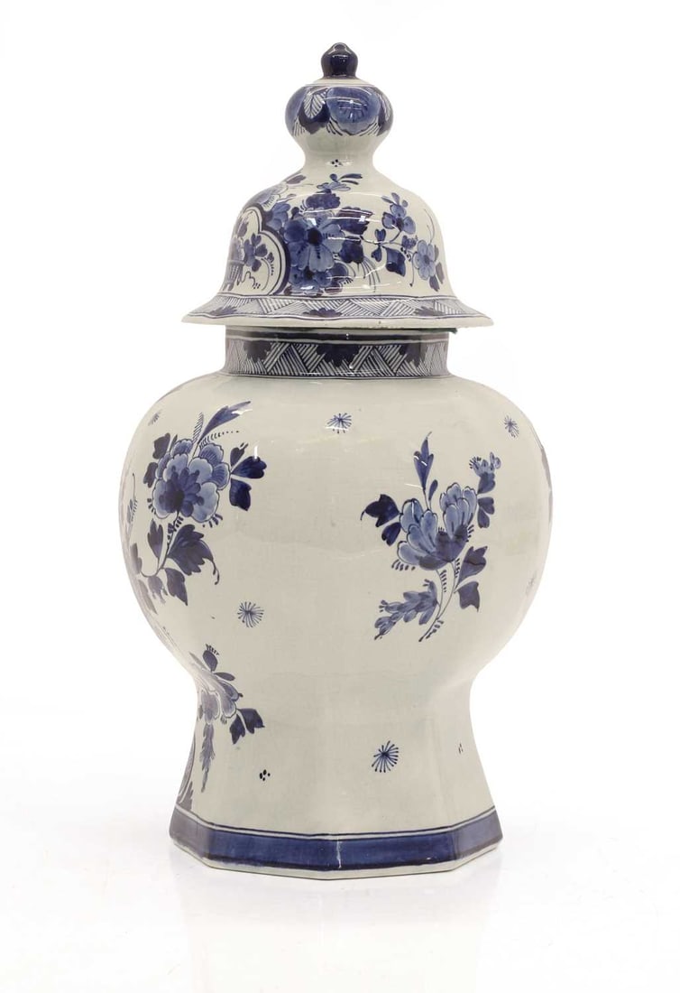 A Delft blue and white jar and cover, 20th century, - 3