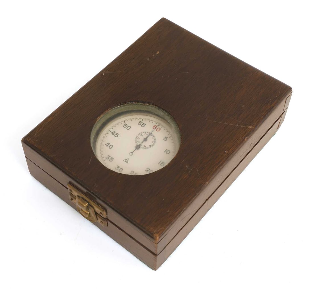 A German Kriegsmarine pocket stopwatch, 1940s, - 3