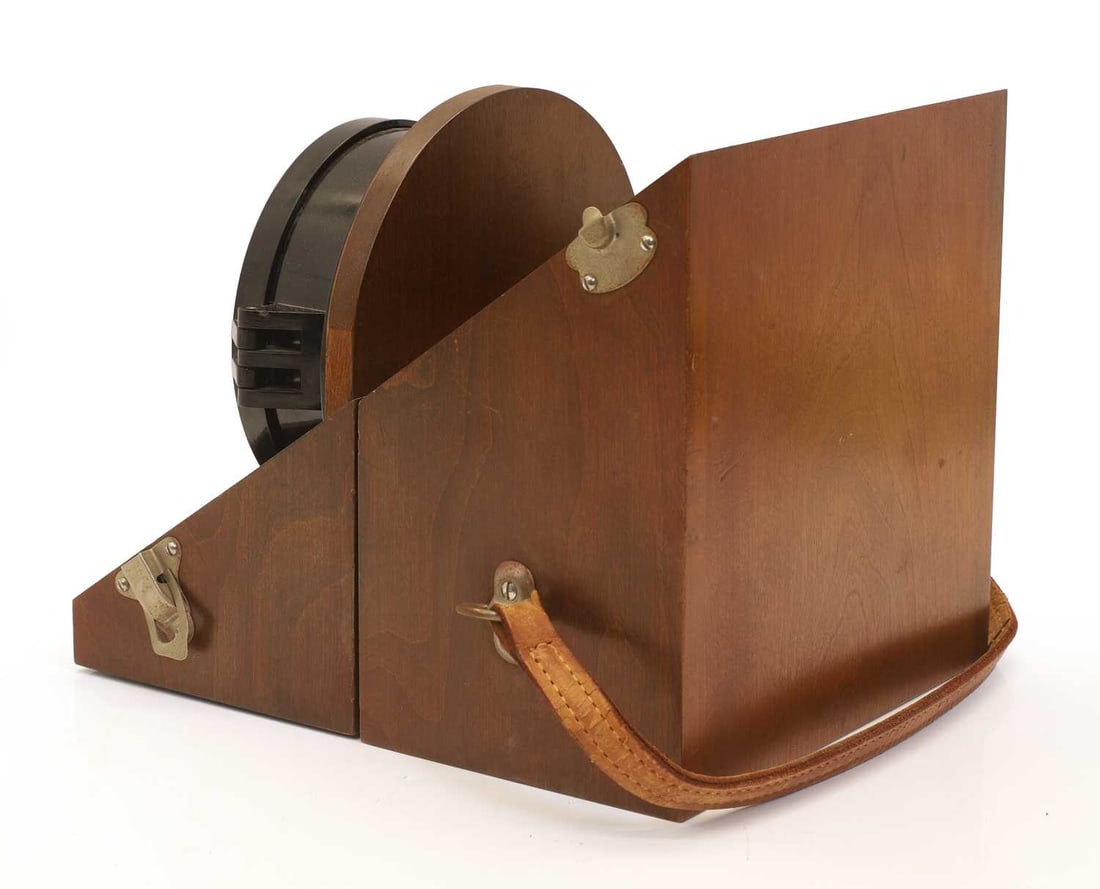 A US Army clock Message Center Mark 2, by The Chelsea Clock Company, - 3