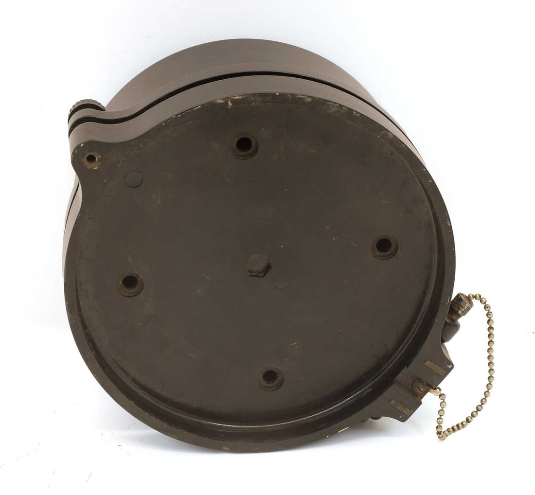 A WWII US Navy Mark I deck clock, 1941, by Seth Thomas, - 2