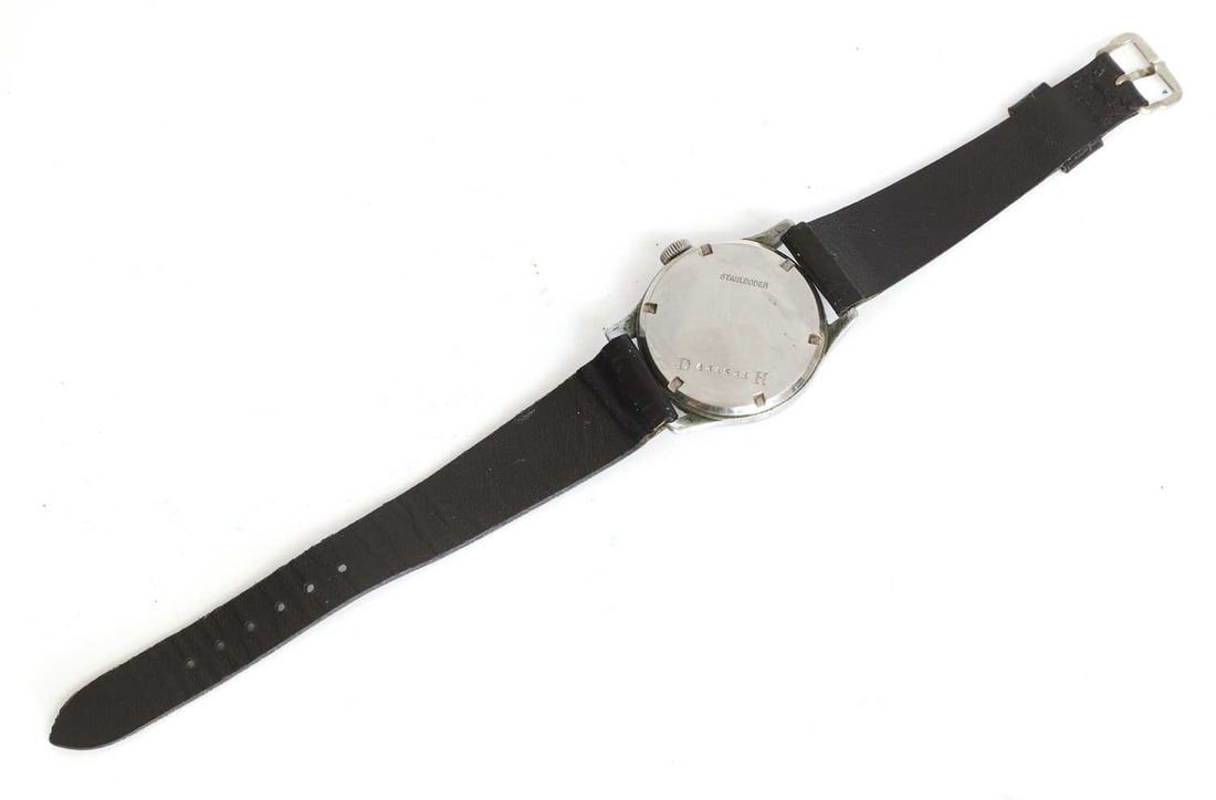 Record Watch Co., a WWII German military-issue mechanical wristwatch, - 2