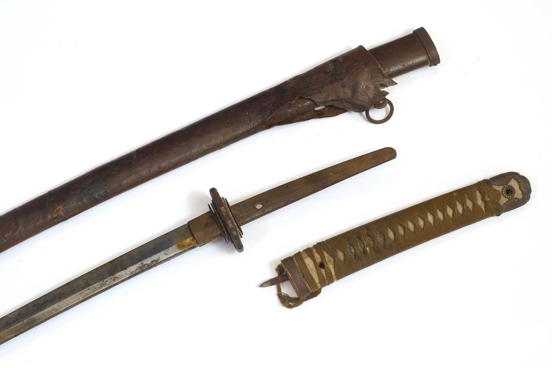 A Japanese katana samurai sword, circa 1940, - 2