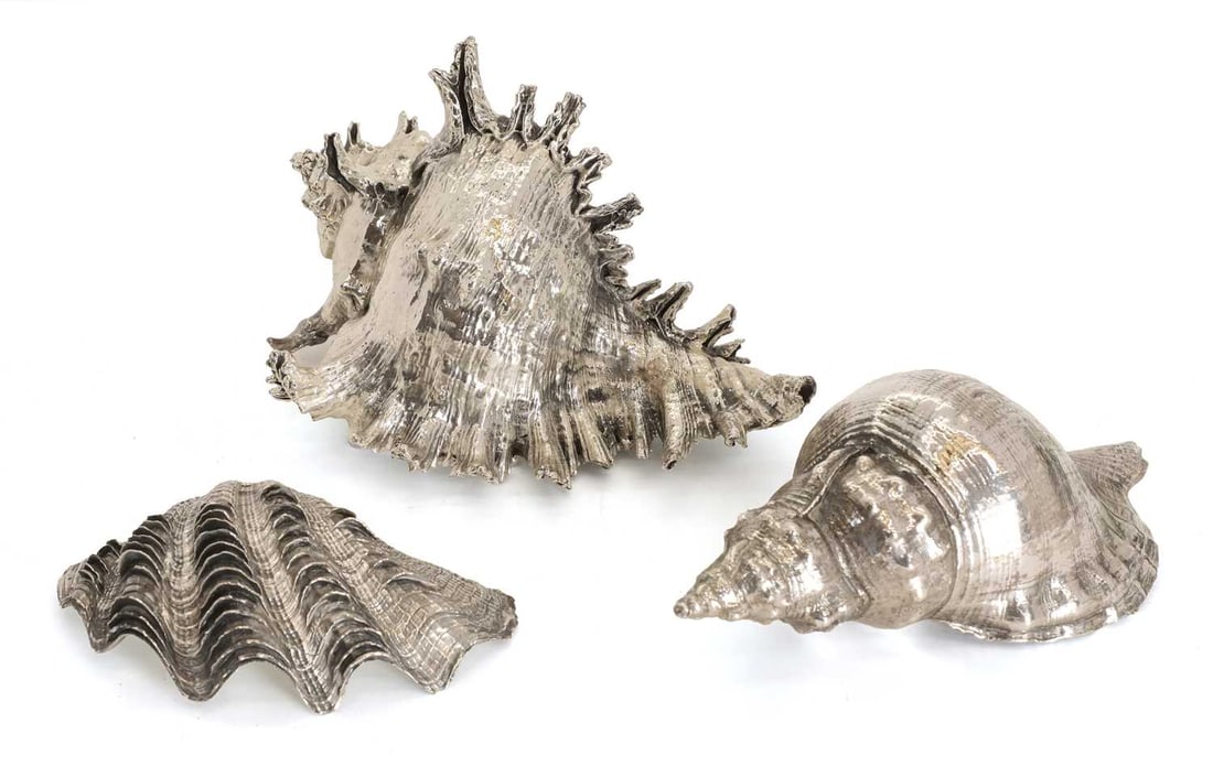 A collection of large Italian silvered shells in the style of Buccellati, mid 20th century, - 2