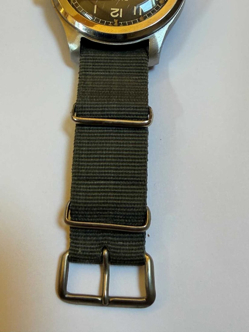 A Cyma stainless steel British military-issued ‘Dirty Dozen’ mechanical wristwatch, 1940 - 3