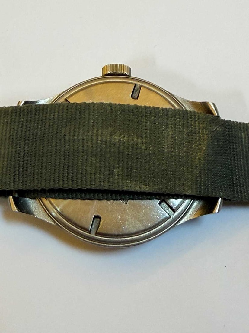 A Cyma stainless steel British military-issued ‘Dirty Dozen’ mechanical wristwatch, 1940 - 5