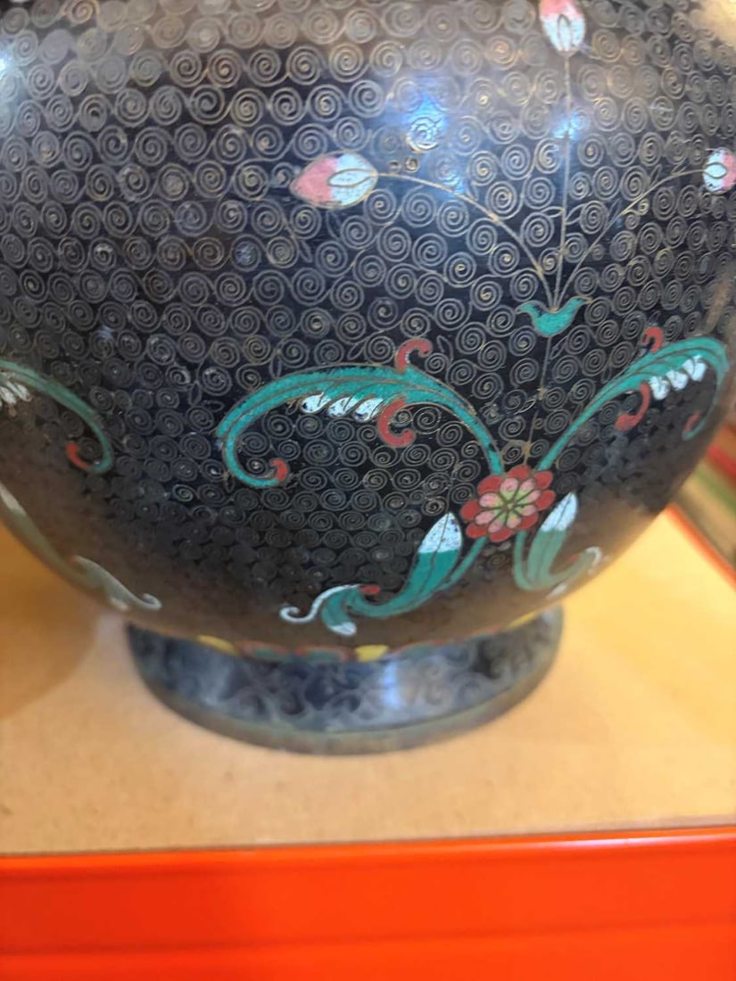 A Chinese cloisonné jardinière, Late 19th century, - 10