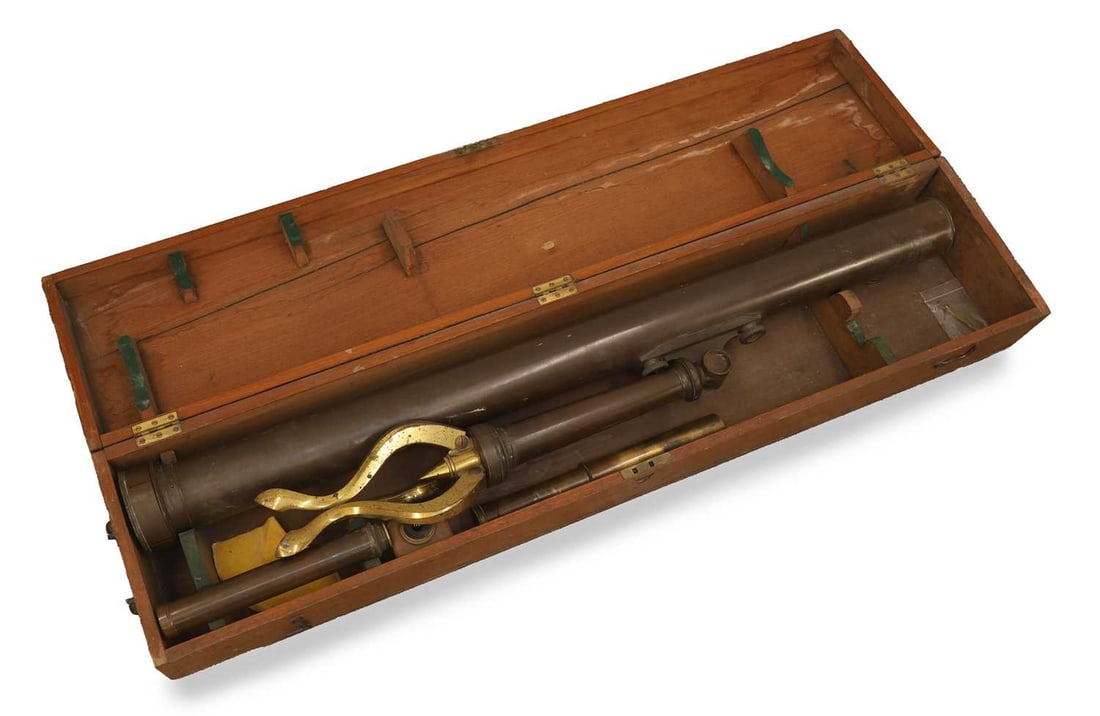 A Zambra and Negretti brass telescope, late 19th/early 20th century, (1 of 2)