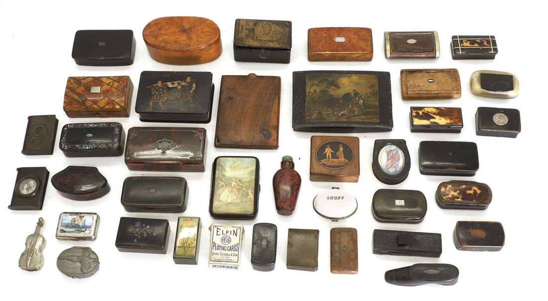 A collection of mixed boxes and snuff boxes, 19th century and later,: A collection of mixed boxes and snuff boxes, 19th century and later, wood, papier-mache, tortoiseshell, tin and metal examples, a miniature set of playing cards and a Chinese snuff bottle largest