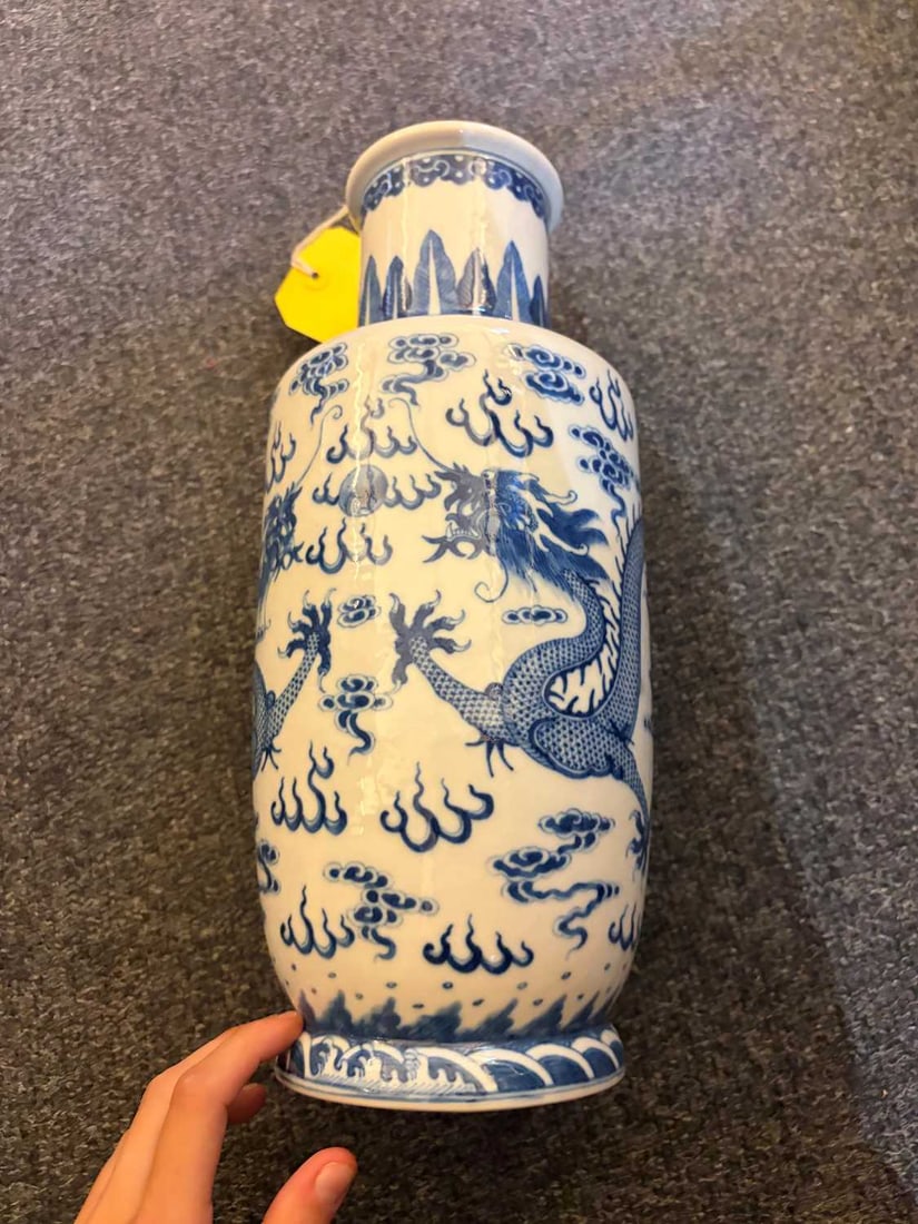 A Chinese blue and white hexagonal vase, early 20th century, - 6