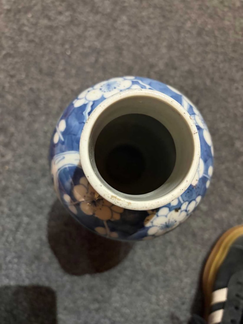 A collection of three blue and white vases, 19th century and later, - 8
