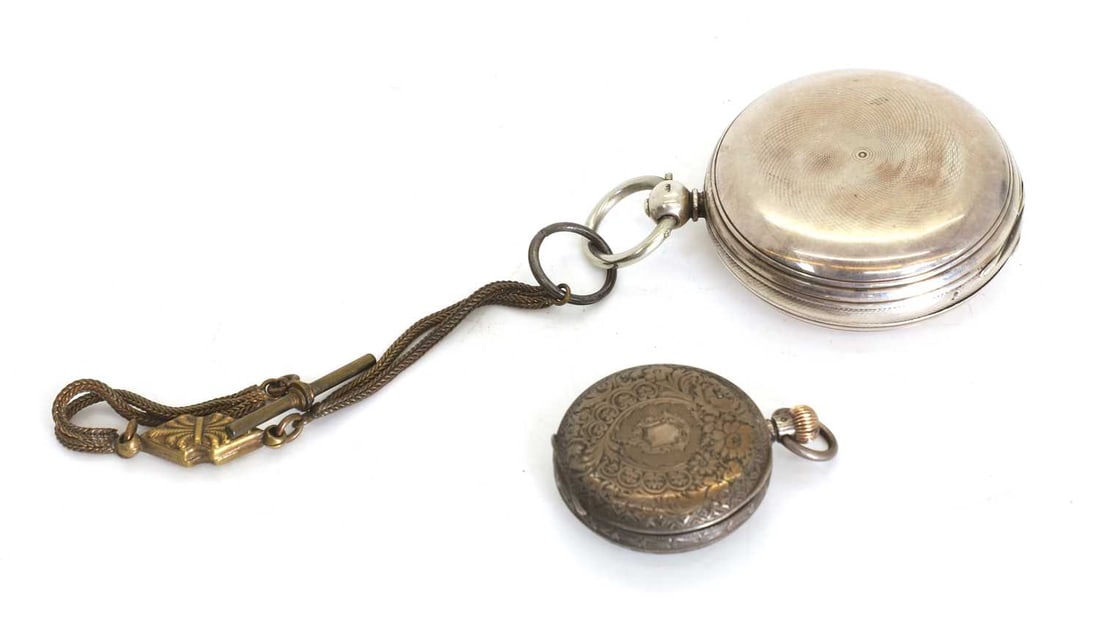 A Victorian pair-cased silver pocket watch, - 2