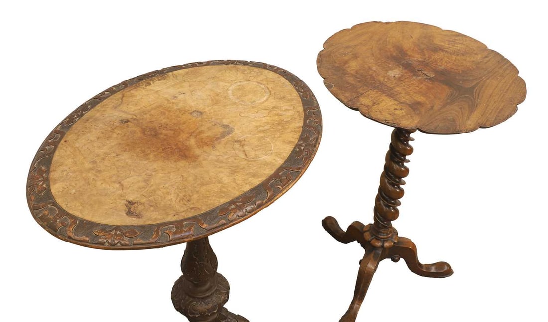A William IV figured walnut tripod table, circa 1830, - 2