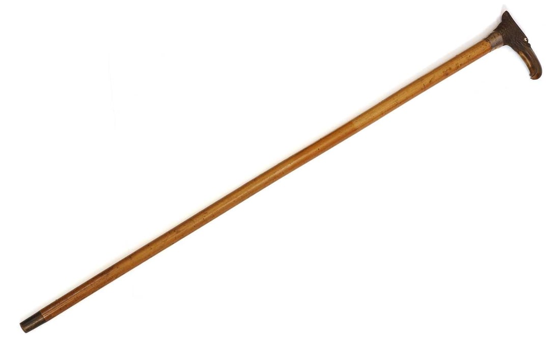 A horn and silver-mounted walking cane, London, 1917, (1 of 2)
