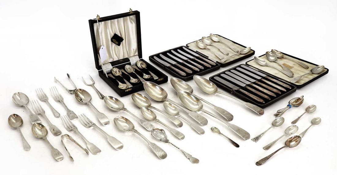 A collection of silver flatware, (1 of 1)