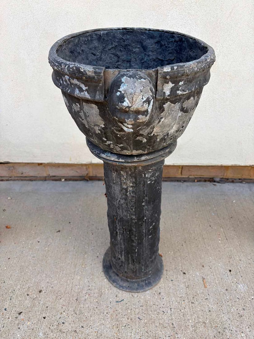 A lead jardinière and stand, circa 1900, - 2