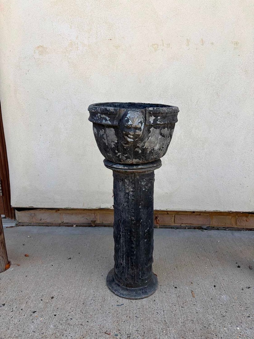 A lead jardinière and stand, circa 1900, - 4