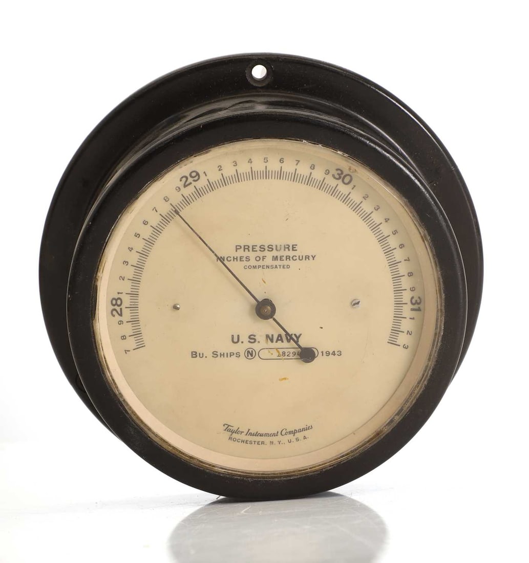 A WWII US Navy marine barometer, dated 1943, (1 of 2)