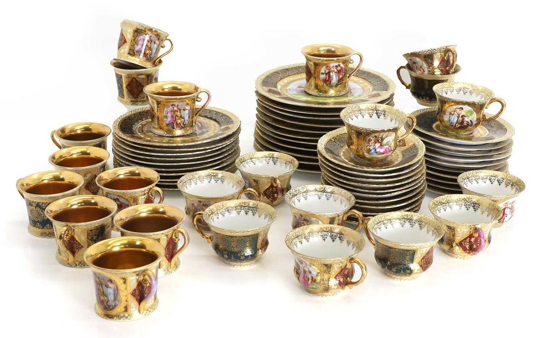 A Vienna porcelain tea and coffee service, late 19th early 20th century, - 2