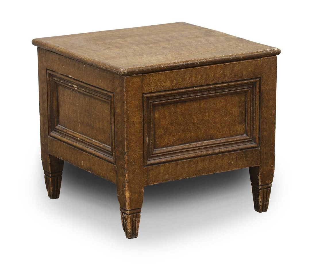A low tilt top commode, late 18th century, (1 of 1)