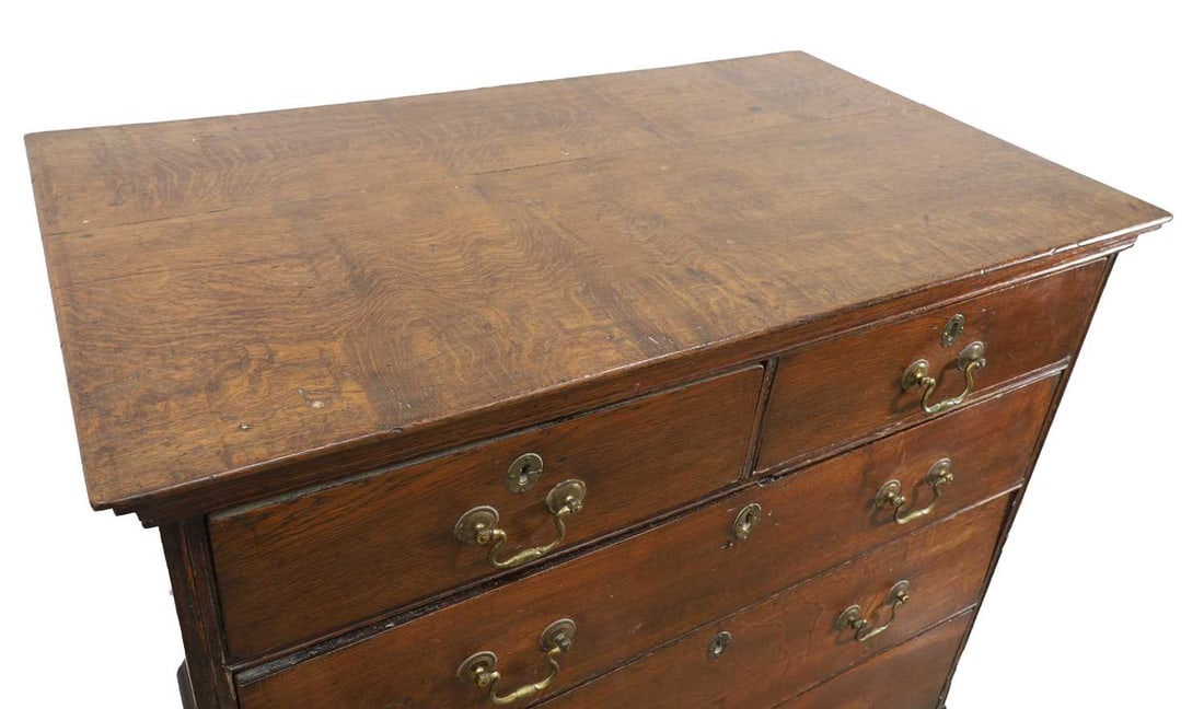 An oak chest of drawers, early 18th century, - 2