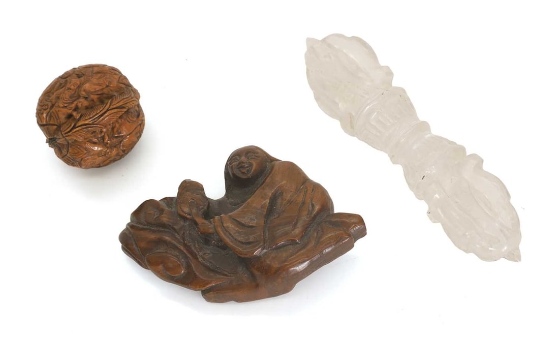 A collection of Chinese collectables, 20th century, - 2