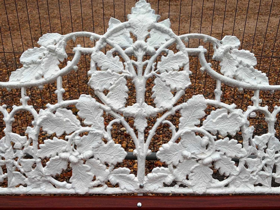 A cast iron garden bench, in the manner of Coalbrookdale, - 5