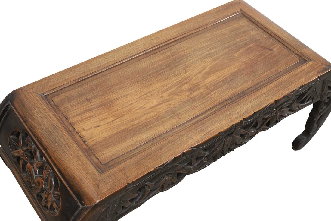 A Chinese low hardwood table 20th century - 2