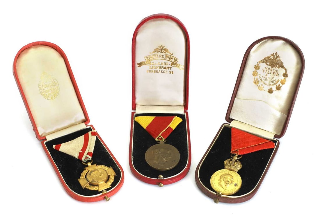 Three Austro-Hungarian medals, a Military Merit Medal 'Signum Laudis', a 1908 Jubilee Cross and a Bo (1 of 2)