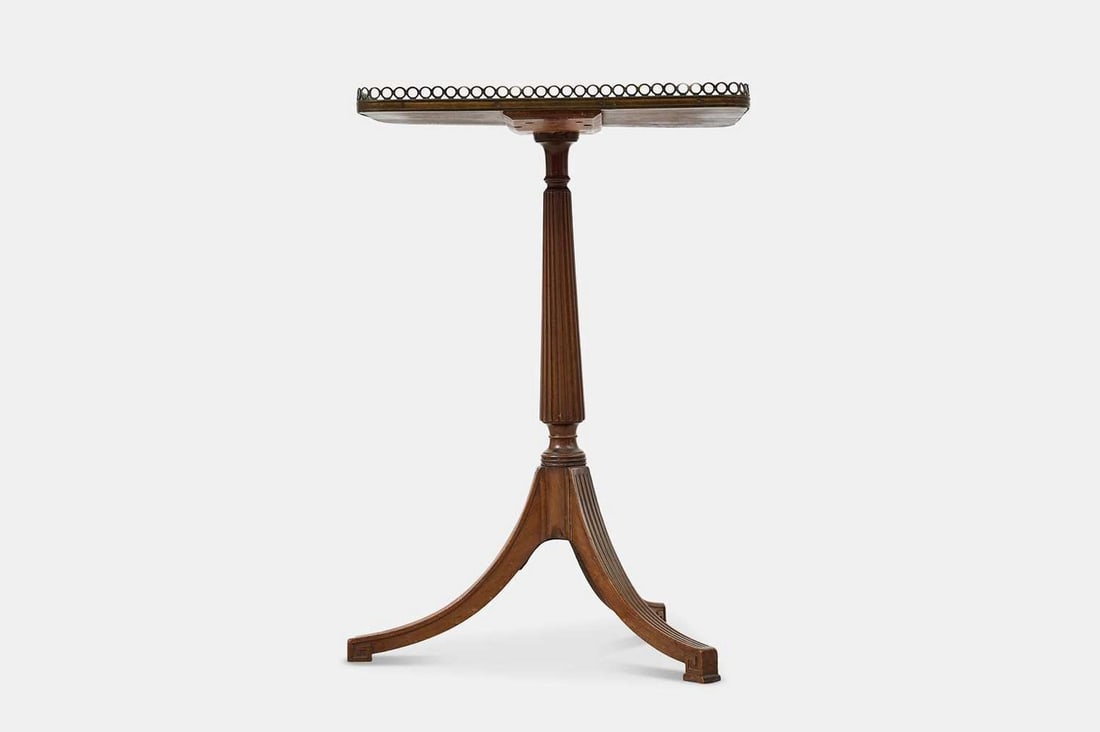 A late Regency mahogany and burr walnut occasional table, first quarter of the 19th century, (1 of 4)
