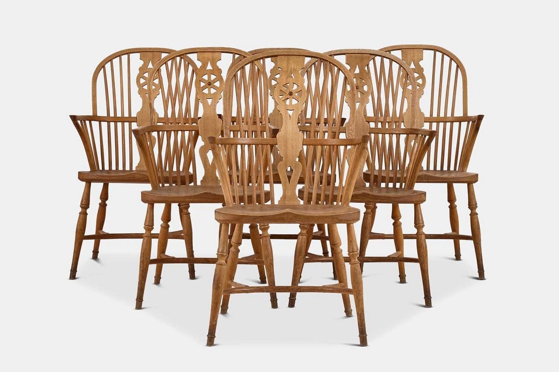 A set of six elm, ash and beech Windsor chairs, 20th century, (1 of 6)