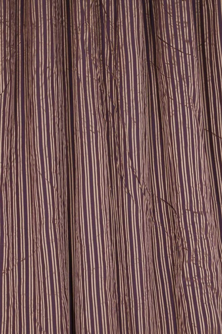 A set of five pairs of silk bed curtains and a lambrequin, of recent manufacture, in the manner of (1 of 16)