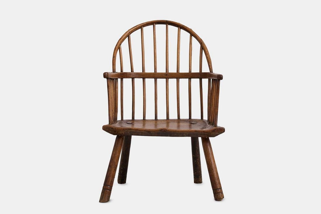 An ash Windsor chair, 19th century, (1 of 3)