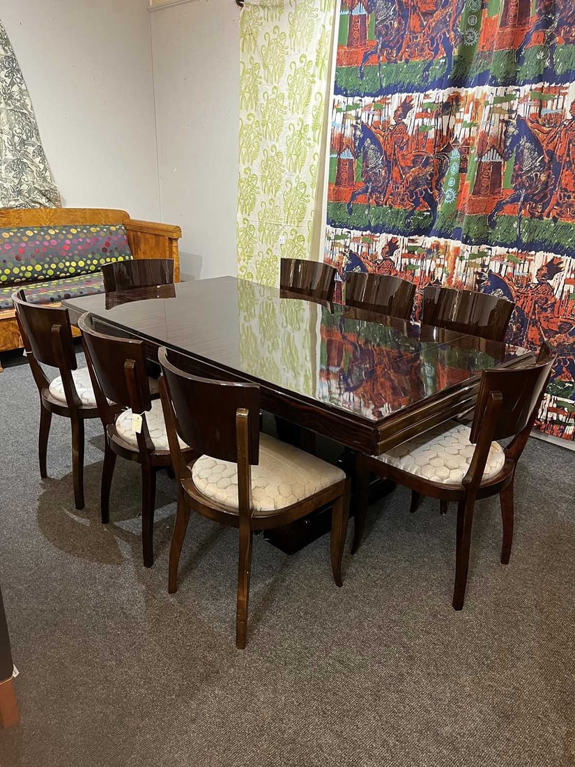 An Art Deco style Macassar dining suite, of recent manufacture, - 11