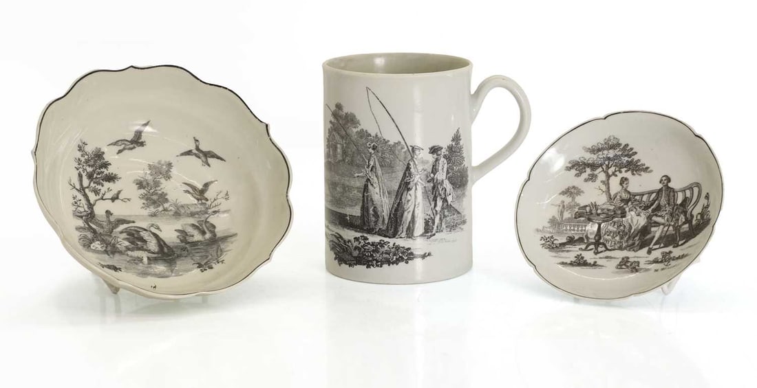 A Worcester tankard, circa 1770,: A Worcester tankard, circa 1770, with figures of ladies fishing, a Norman Stretton Collection saucer, with swans, and a Roderick Jellicoe saucer 12cm high, 14,5cm diameter, 11.7cm diameter 3 Condition