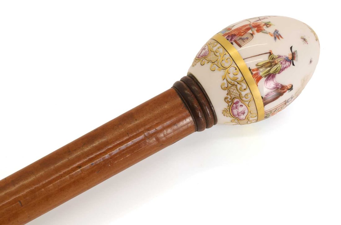 A Meissen-style porcelain egg-shaped handled walking cane, - 2