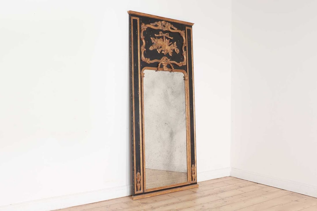 A Louis XV-style painted trumeau mirror, - 2