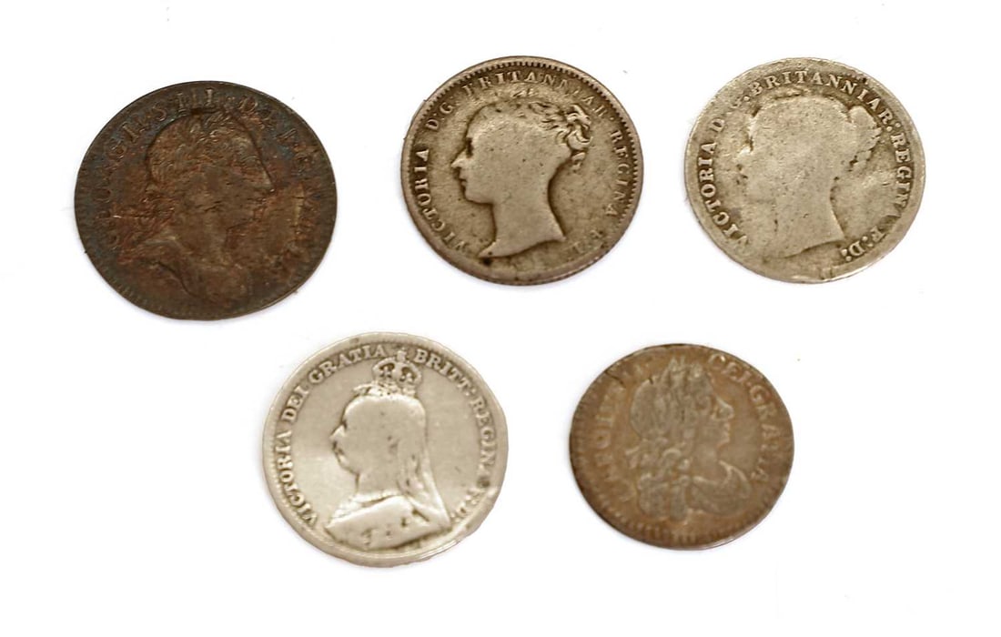 Coins, Great Britain,: Coins, Great Britain, Maundy money, comprising a George III 1762 Threepence, a Charles II 1674 Twopence, a Victoria 1848 Fourpence, and two Victoria Threepence, 1876 and 1890 5