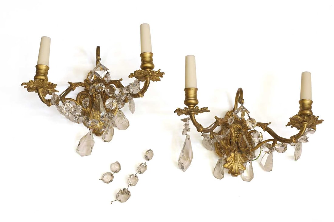 A pair of gilt cast wall lights, 20th century, (1 of 1)