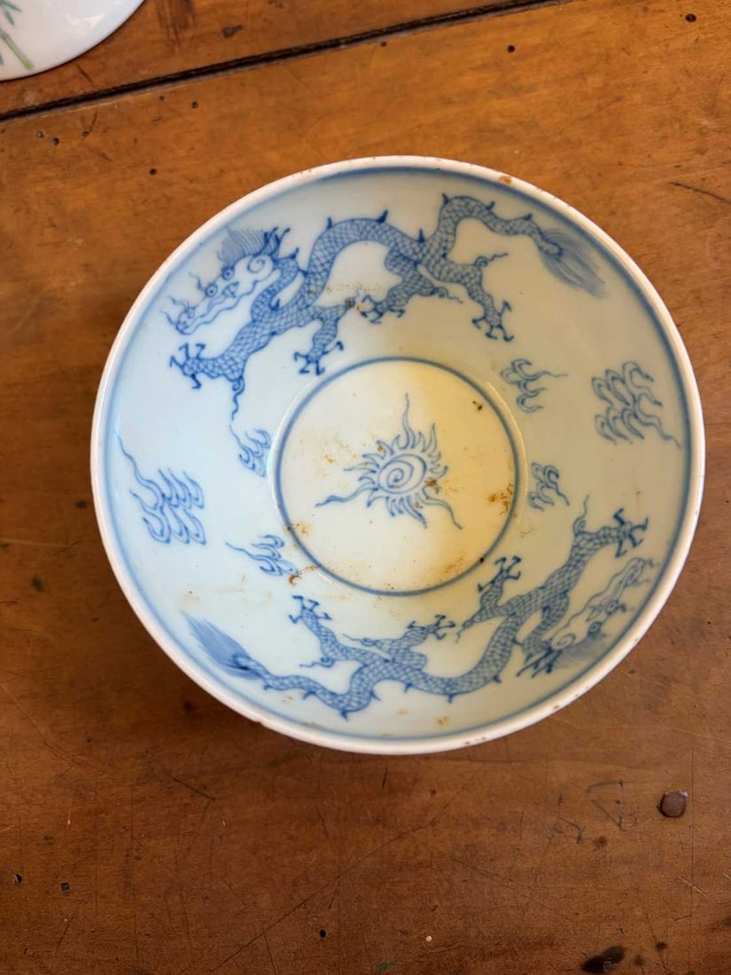 A collection of Chinese porcelain, - 8