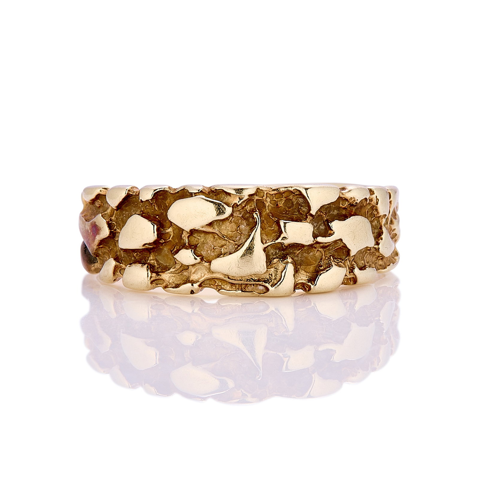 A textured band ring, (1 of 2)