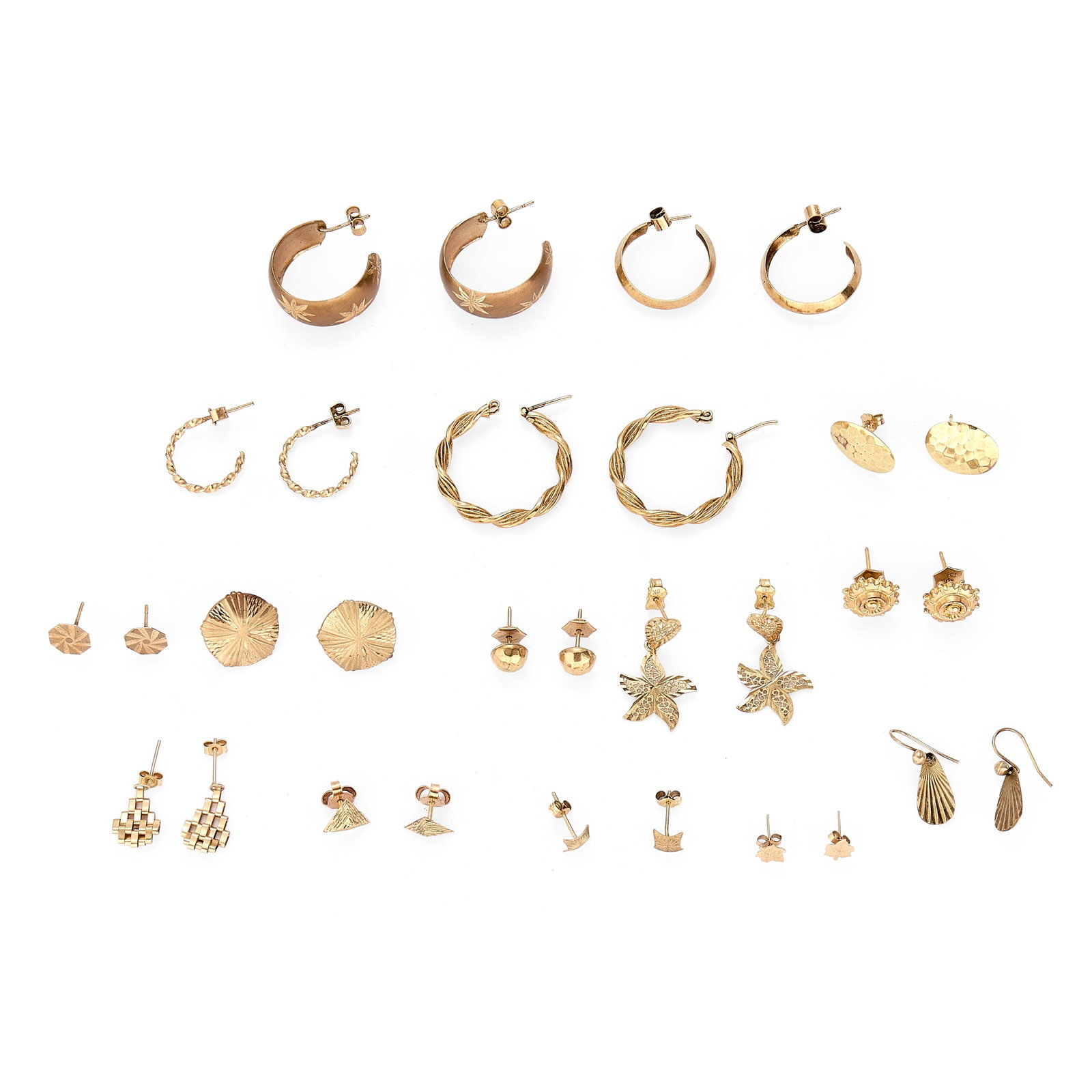 A collection of earrings, (1 of 1)
