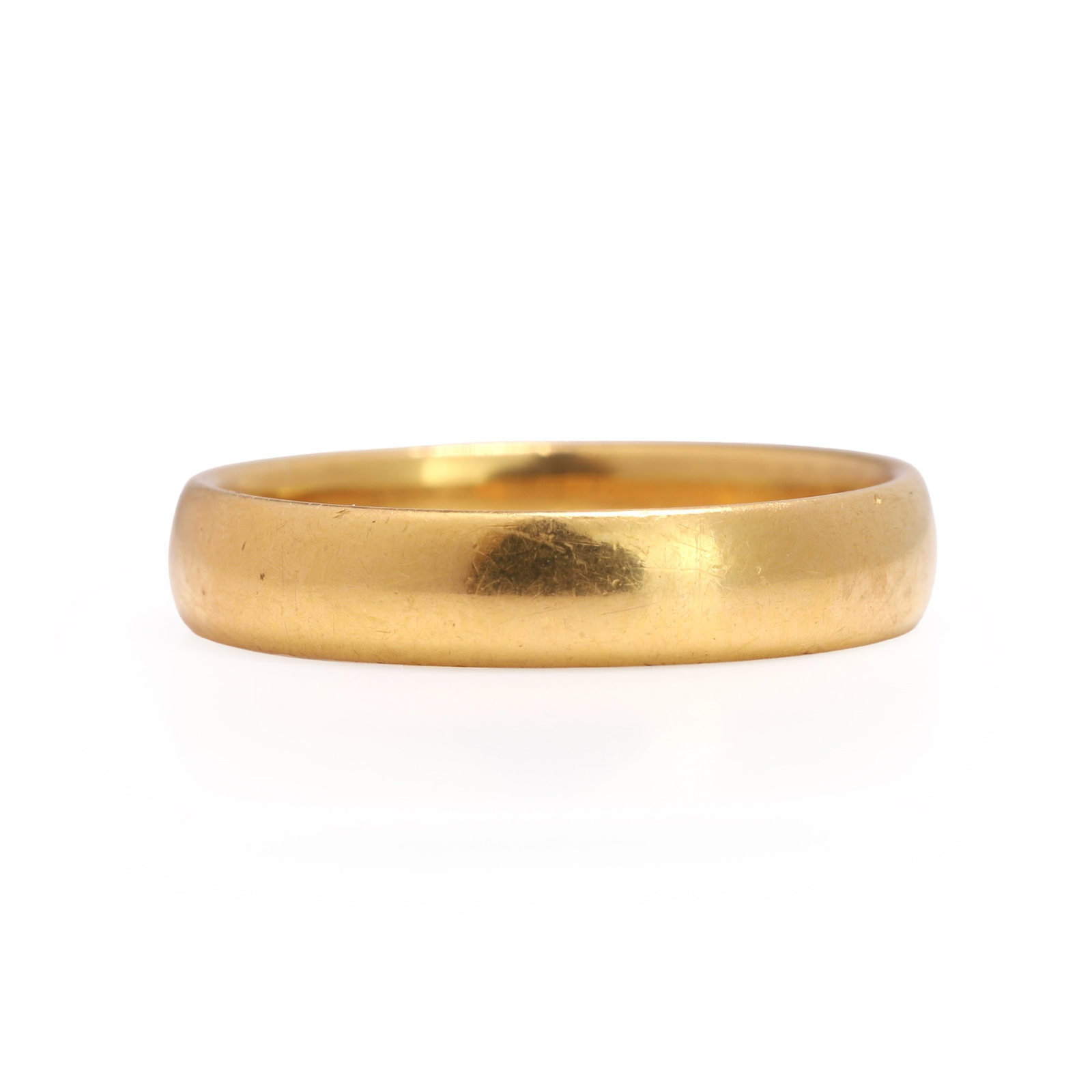 A 22ct gold wedding band, (1 of 1)
