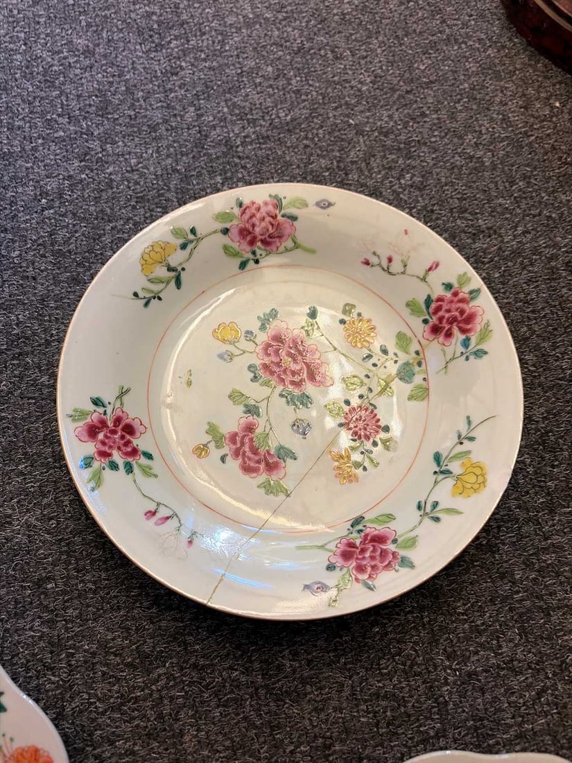 A collection of Chinese famille rose plates, 18th century, - 6