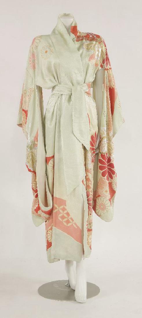 A pink oriental-style jacket (1 of 3)