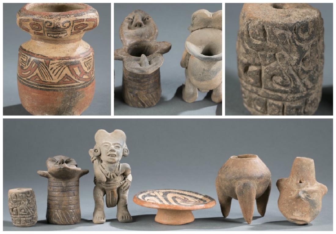 8 Panamanian figures. (1 of 16)