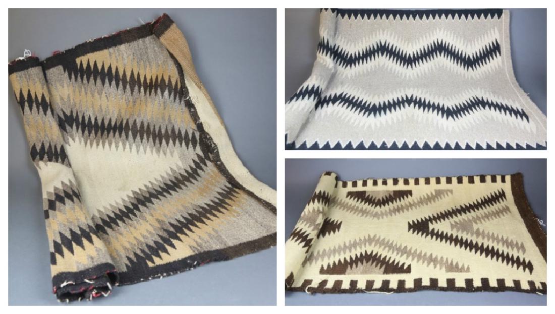 A group of 3 Navajo regional rugs, USA, 20th centu (1 of 17)